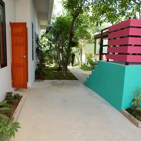 Wandee Bed & Breakfast Khao Lak Exterior photo